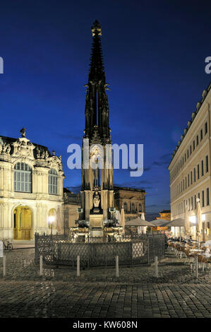 Puits de la peste dans le chenil, Dresde, Pestbrunnen am Zwinger Banque D'Images