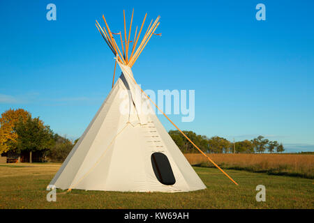 Tipi, couteau River Indian Villages National Historic Site, Lewis et Clark National Historic Trail, Dakota du Nord Banque D'Images