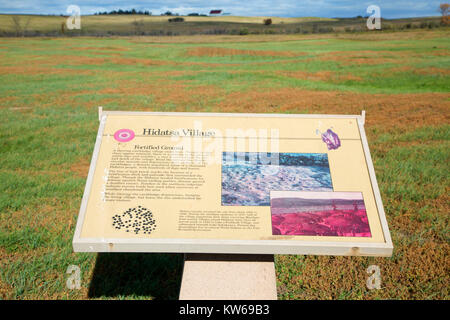 Conseil d'interprétation du site Village Hidatsas, couteau River Indian Villages National Historic Site, Lewis et Clark National Historic Trail, Dakota du Nord Banque D'Images