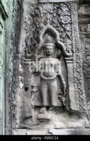 L'Apsara sur le mur de Ta Prom temple, Angkor, Cambodge Banque D'Images