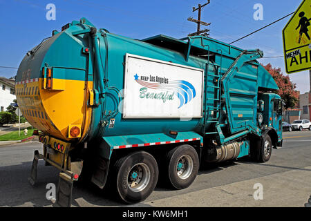 « Keep Los Angeles Beautiful » signe sur le côté d'un camion de collecte des ordures ou de recyclage dans le quartier de Los Feliz LA California USA KATHY DEWITT Banque D'Images