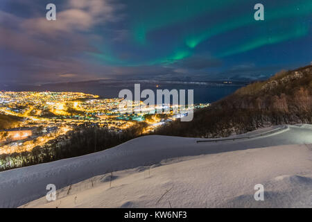 Photo prise en Norvège sous les aurores boréales Banque D'Images