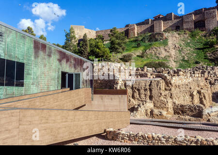 Théâtre romain et l'Alcazaba château. entrée privée, Malaga, Andalousie, Espagne Banque D'Images