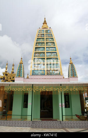 Hindu Temple bouddhiste près de Shwe Dagon à Yangon, Myanmar Banque D'Images