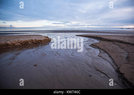 Swansea Bay sous un ciel d'hiver Banque D'Images