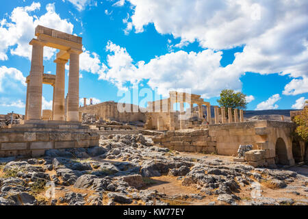 La STOA, portique et des Propylées sur l'Acropole de Lindos (Rhodes, Grèce) Banque D'Images