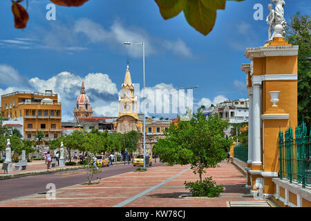 Tour de l'horloge Torre del Reloj et Plaza de la Paz, Cartagena de Indias, Colombie, Amérique du Sud Banque D'Images