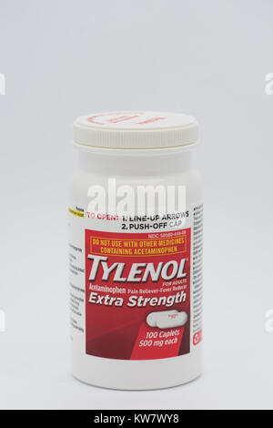 Un plasticpill enfants flacon de 100 mg Caplets TYLENOL 500, un analgésique et antipyrétique disponible au comptoir de l'USA. Banque D'Images