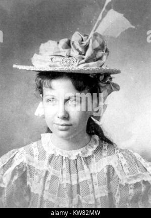 Portrait of a Young Bess Wallace, qui est devenue la première dame du président Harry S Truman, 1898. L'image de courtoisie des Archives nationales. Banque D'Images