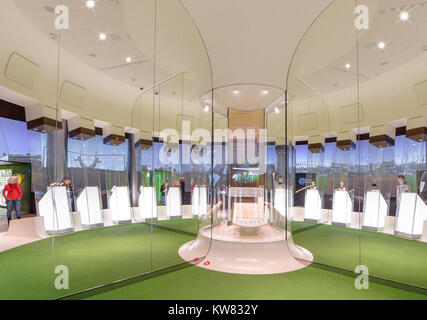 Zurich, Suisse - Visite du musée de la FIFA. Salle des trophées Banque D'Images
