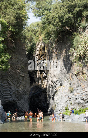 La gorge de l'Alcantara, Sicile, Europe Banque D'Images