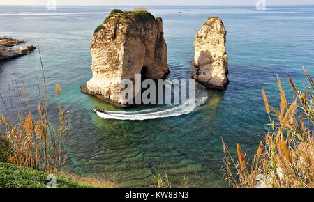 Pigeon Rocks, Beirut - Liban Banque D'Images