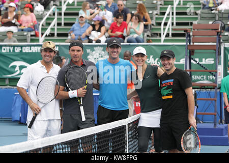 DELRAY Beach, FL - le 22 novembre : participe au 25e Congrès annuel Chris Evert/Pro-Celebrity Raymond James Tennis Classic à Delray Beach Tennis Center le 22 novembre 2014 à Delray Beach, Floride Personnes : Banque D'Images