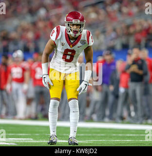 Arlington, TX, États-Unis. Dec 29, 2017. L'USC Trojans Iman évoluait Marshall (8) au cours de la Goodyear Cotton Bowl Classic entre les USC Trojans et l'Ohio State Buckeyes à AT&T Stadium à Arlington, TX. John Glaser/CSM/Alamy Live News Banque D'Images