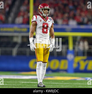 Arlington, TX, États-Unis. Dec 29, 2017. L'USC Trojans Iman évoluait Marshall (8) au cours de la Goodyear Cotton Bowl Classic entre les USC Trojans et l'Ohio State Buckeyes à AT&T Stadium à Arlington, TX. John Glaser/CSM/Alamy Live News Banque D'Images