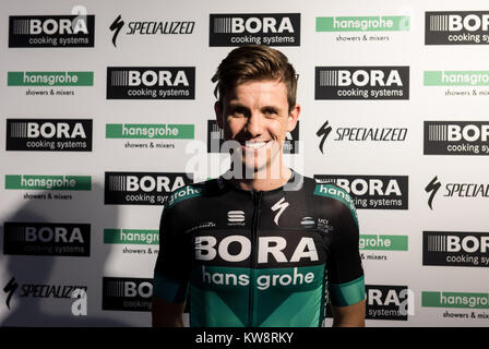 Schiltach, Allemagne. 7 Décembre, 2017. Période de blocage 1 JANVIER 2018 - Patrick Konrad pose au cours de l'équipe officiel BORA-Hansgrohe et Jersey Présentation 2018 à Schiltach, Allemagne, 7 décembre 2017. Crédit : Patrick Seeger/dpa/Alamy Live News Banque D'Images