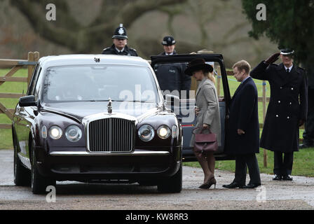 Sandringham, Norfolk, Royaume-Uni. 31 Dec, 2017. Sophie, comtesse de Wessex, après avoir assisté à l'Eglise Sainte-marie Madeleine de dimanche matin, à la veille du Nouvel An, à Sandringham, Norfolk, le 31 décembre 2017. Crédit : Paul Marriott/Alamy Live News Banque D'Images