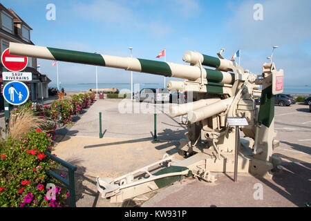 La DEUXIÈME GUERRE MONDIALE allemand célèbre 88mm FLAK et anti-char, conservé et affiché dans Arromanches, Normandie Banque D'Images