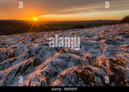 La neige a couvert vieille Winchester Hill, le Parc National des South Downs, Hampshire, England, UK Du Sud Banque D'Images