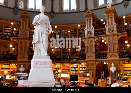 La Bibliothèque du Parlement, situé à l'intérieur de l'Édifice du Centre du Parlement à Ottawa des bâtiments de l'Ontario, au Canada. Banque D'Images