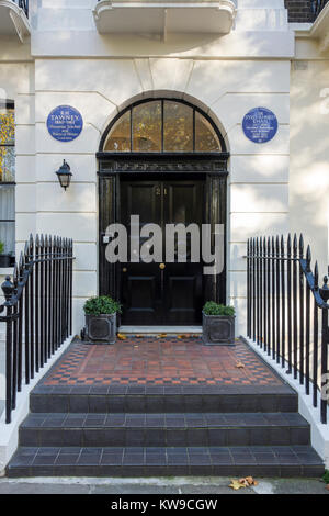 Blue plaque pour R H Tawney et Sir Syed Ahmed Khan, 21 Mecklenburgh Square, London, UK Banque D'Images