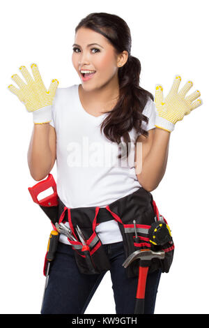 Portrait of smiling Female Construction Worker avec Toolbelt Banque D'Images