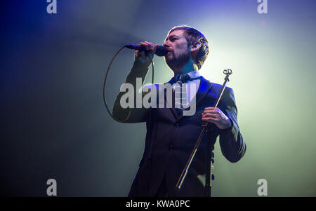 La Divine Comédie en live à l'O2 Academy Bournemouth comprend : La Divine Comédie, Neil Hannon Où : Bournemouth, Royaume-Uni Quand : 30 novembre 2017 Source : WENN.com Banque D'Images