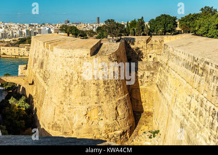 La Valette, Malte : remparts défensifs Banque D'Images