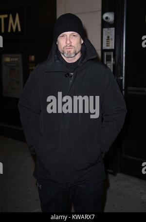 New York, NY, USA. 2 Jan, 2018. Dean Winters, après avoir vu le film LE PROJET FLORIDE dehors et environ pour la célébrité Candids - TUE, New York, NY 2 Janvier, 2018. Credit : Derek Storm/Everett Collection/Alamy Live News Banque D'Images