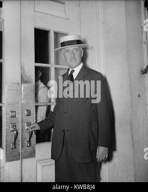 Henry Stimson à La Maison Blanche, en 1940. Il a occupé le poste de secrétaire de la guerre de 1940-45 en vertu de Franklin D. Roosevelt. (PO-POL-Stimson-Henry DIG-1940 hec- ARC-28906) Banque D'Images