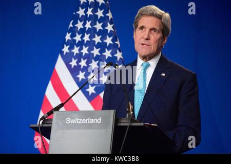 Kerry Secrétaire à la conférence de presse à la fin de P5 +1 les négociations sur le programme nucléaire iranien. Lausanne en Suisse, le 2 avril 2015. (BSLOC   2015 13 289) Banque D'Images