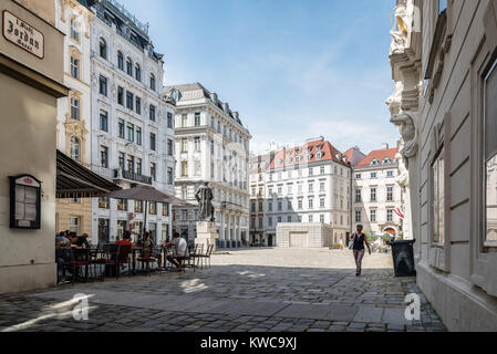 Vienne, Autriche - 16 août 2017 : Vienne, Autriche - 16 août 2017 : Judenplatz dans le judaïsme, dans le quartier centre-ville historique de Vienne Banque D'Images