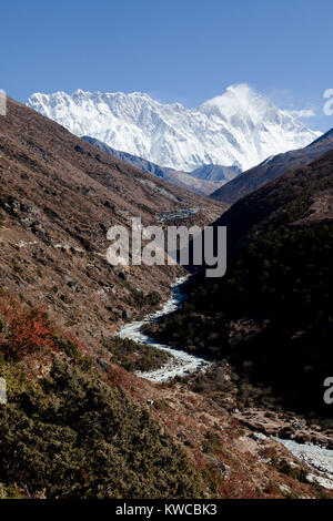 Monts Everest et Lothse, façon de camp de base de l'Everest Banque D'Images