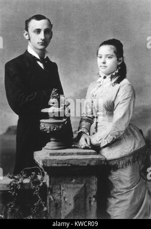 J. Edgar Hoover's parents, Anna Marie Scheitlin et Dickerson Naylor Hoover. Les deux étaient dans leurs années 30 quand l'avenir du directeur du FBI est né le 1 janvier 1895. - BSLOC  2015 (1 5) Banque D'Images