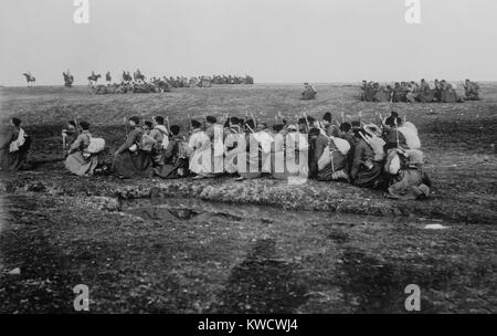 Siège d'Andrinople (Edirne) par Bulganian et les forces serbes, le 3 novembre 1912 -Le 26 mars, 1913. Les troupes bulgares à Kartal Teji face à Andrinople (BSLOC 2017 1 140) Banque D'Images