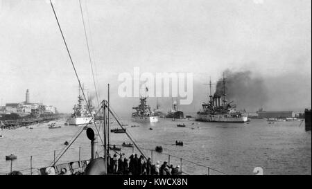 La grande flotte blanche à Port-saïd, Égypte, près de la mer Méditerranée. 5-6 janvier 1909 (BSLOC 2017 2 87) Banque D'Images