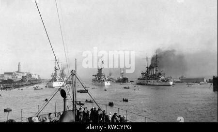 La grande flotte blanche à Port-saïd, Égypte, près de la mer Méditerranée. 5-6 janvier 1909 (BSLOC 2017 2 87) Banque D'Images