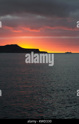 Voyage Galapagos - coucher de soleil sur l'île Floreana, Galapagos, Equateur Amérique du Sud Banque D'Images