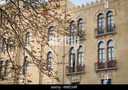 Centre de Beyrouth, capitale du Liban, d'arbres et l'architecture typique, de Libanais d'arcs. Banque D'Images