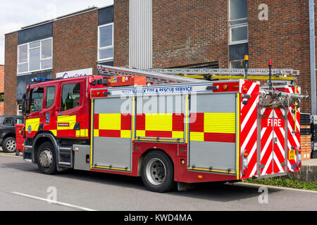 West Sussex Fire & Rescue Service Engine, Haywards Heath, West Sussex, Angleterre, Royaume-Uni Banque D'Images