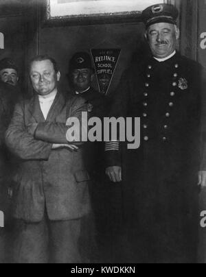 John Schrank, Allemand de 36 ans qui a abattu américain Theodore Roosevelt le 14 octobre, 1912. Photo prise alors qu'il était en garde à vue à Milwaukee, Wisconsin (BSLOC 2017 8 52) Banque D'Images