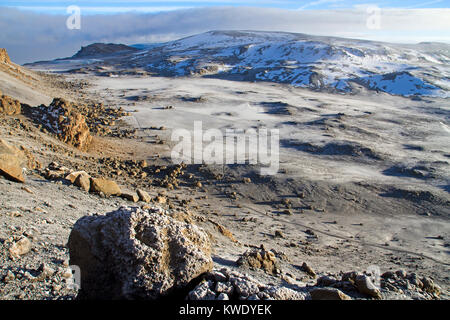 Le cratère sur le sommet du mont Kilimandjaro Banque D'Images