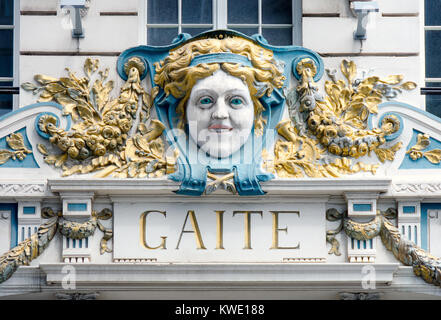 Bruxelles, Belgique. Théâtre de la Gaîté à rue du Fossé aux Loups 18. Fondée 1912 par l Berryer. Mascaron et façade détail Banque D'Images