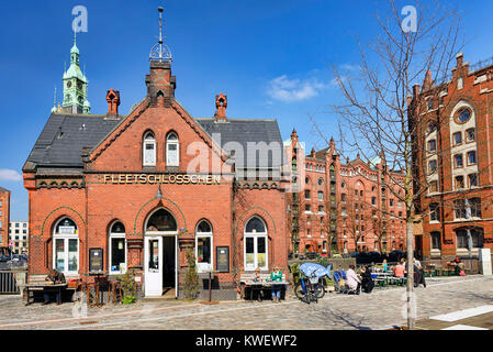 Petits châteaux canal dans la mémoire commune de Hambourg, Allemagne, Europe, Fleetschlösschen dans der Speicherstadt von Hamburg, Deutschland, Europa Banque D'Images