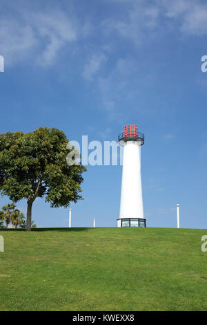 LONG BEACH, CA - le 21 février 2015 : Le phare du Lion pour la vue. Construit en 2000, c'est un symbole du Lion's fundraiser activités pour les malvoyants Banque D'Images