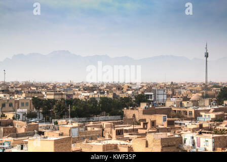 Vue sur la ville ancienne de Meybod en Iran à partir de l'Narin Qala"eh (Qaleh château d'argile) Banque D'Images