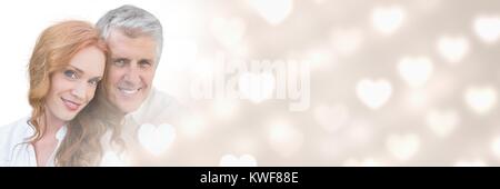 Couple avec coeur de transition amour de Valentin Banque D'Images