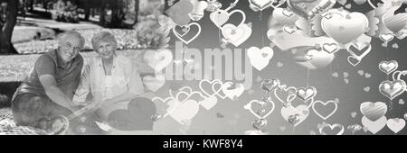 Couple avec coeur de transition amour de Valentin Banque D'Images