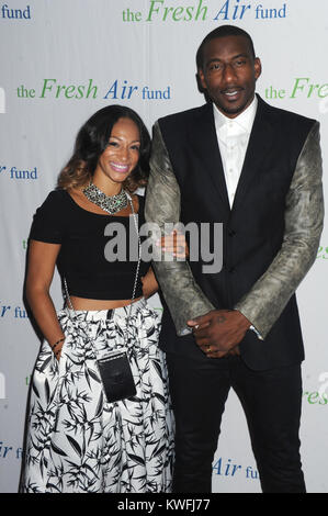 NEW YORK, NY - 29 MAI : Amare Stoudemire ; Alexis Welch participe au Fonds de l'air frais 2014 Honorer notre héros américain au Pier 60 à Chelsea Piers, le 29 mai 2014 dans la ville de New York. Amare Stoudemire personnes : ; Alexis Welch Banque D'Images