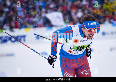 Sergei Ustiugov (Russie) finition derniers mètres de sprint par équipe, 2017 Championnats du Monde de Ski Nordique, Lahti, Finlande. Son équipe a gagné. Banque D'Images